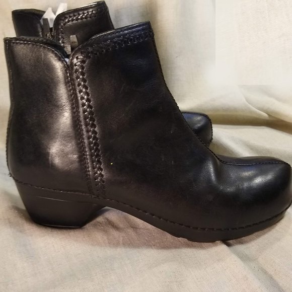 Dansko Scout Clog-Boots, Black Leather, Womens size 42 EUC, Booties - Picture 8 of 11
